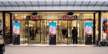 outdoor lcd signage standee